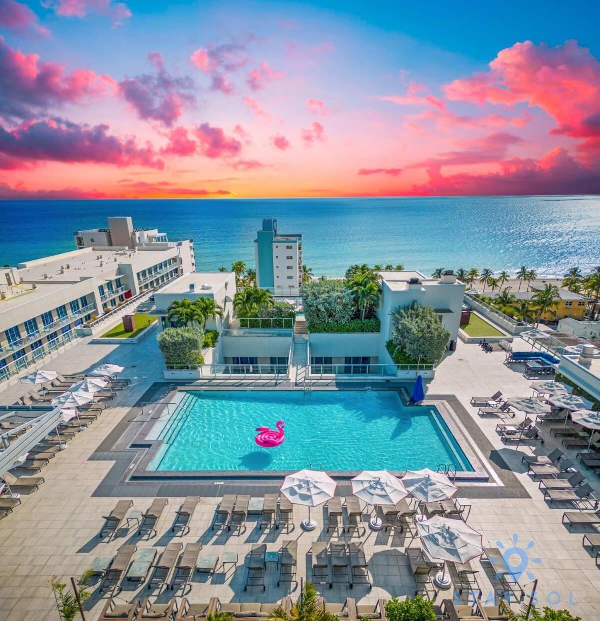 Hollywood Beach Broad - Walk - Amazing Pool - Hot Tub Apartment Exterior photo