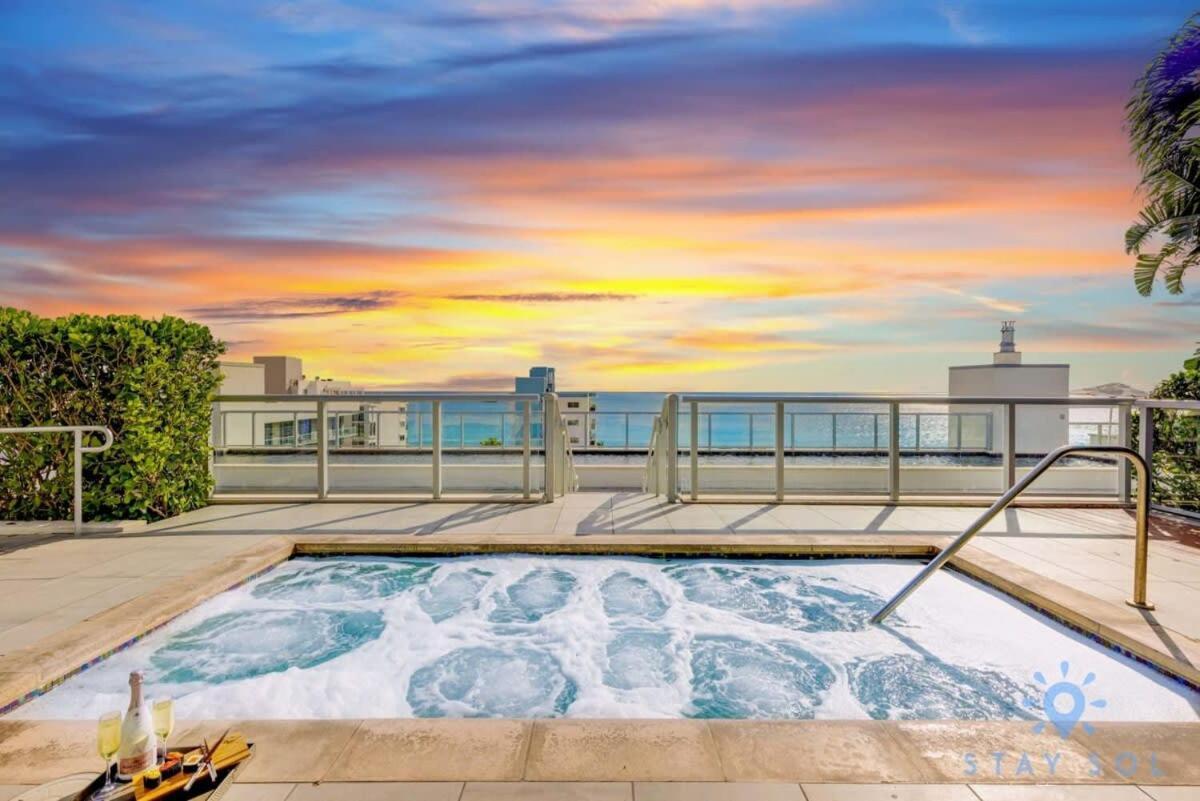 Hollywood Beach Broad - Walk - Amazing Pool - Hot Tub Apartment Exterior photo